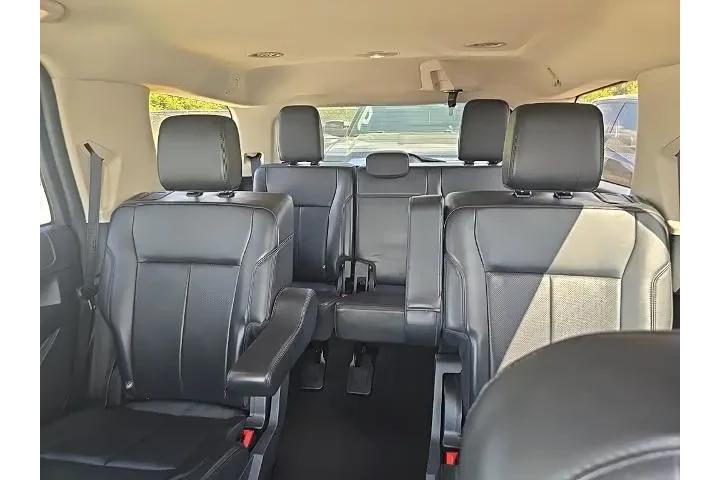 $39980 : Ford Expedition 2024 4x4 XLT image 7