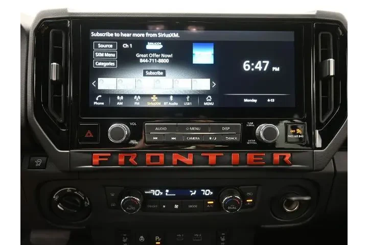 $39992 : Nissan Frontier 2025 4x4 SV image 9