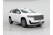 GMC Acadia 2023 Denali 4dr S en Fresno