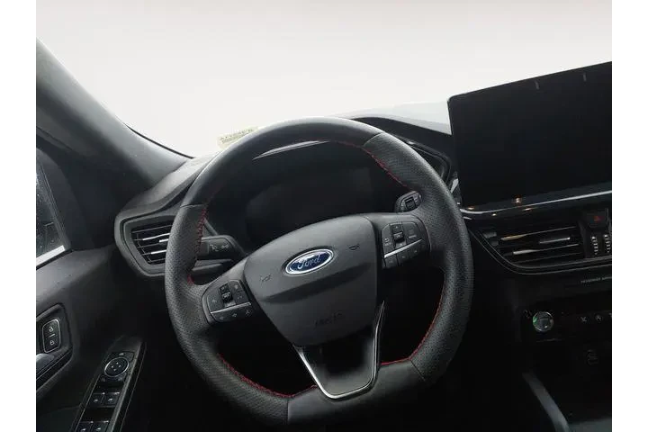 $27888 : Ford Escape 2025 AWD ST-Line image 9