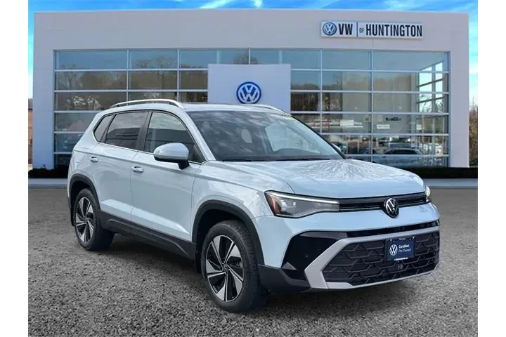 $28300 : Volkswagen Taos 2025 AWD SE image 1