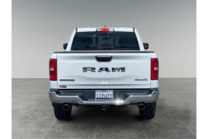 $39444 : Ram 1500 2025 4x4 Big Horn 4 image 4