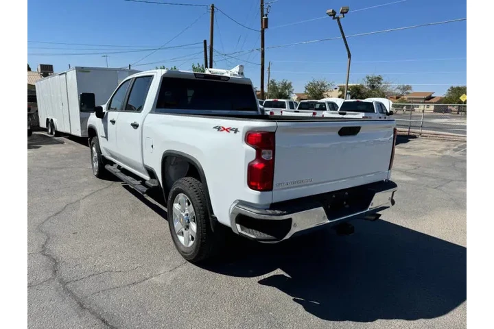 $35995 : 2022 Silverado 2500HD Work Tr image 3