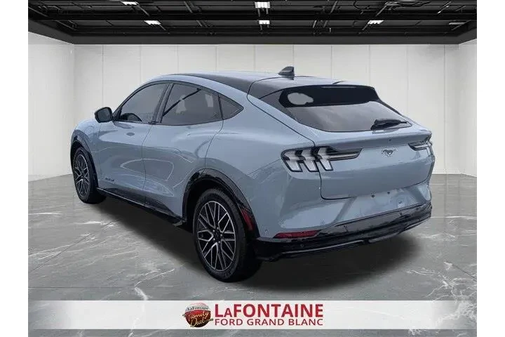 $30000 : Ford Mustang Mach-E 2024 AWD image 3