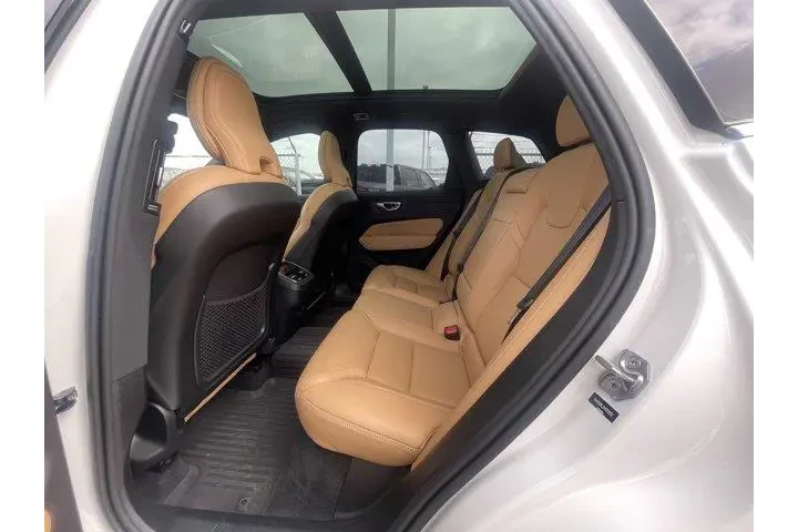 $26159 : Volvo XC60 2021 AWD T5 Inscr image 5
