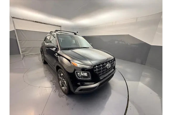 $19889 : Hyundai VENUE 2024 SEL 4dr C image 7