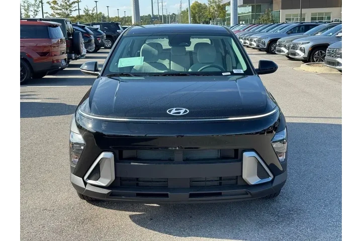 $25220 : Hyundai KONA 2026 SE 4dr SUV image 4