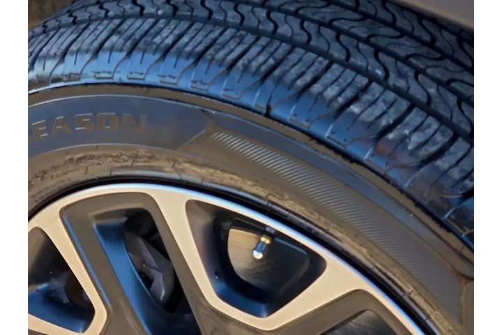 $14995 : Jeep Compass 2020 4x4 Trailh image 10