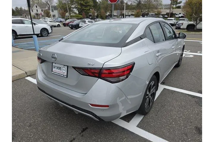 $18819 : Nissan Sentra 2023 SV 4dr Se image 6