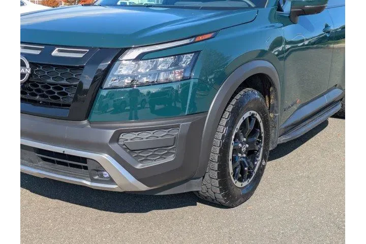 $39925 : Nissan Pathfinder 2025 AWD S image 10