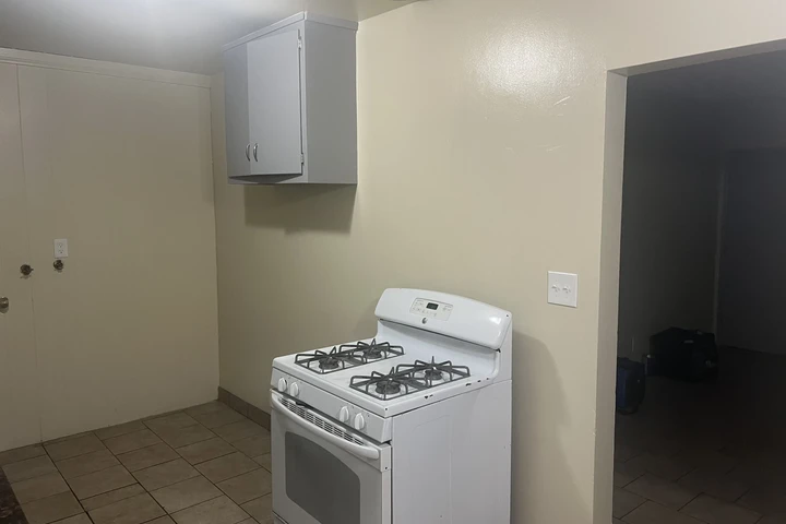 $1960 : apartamento 1recamara 1 baño image 2