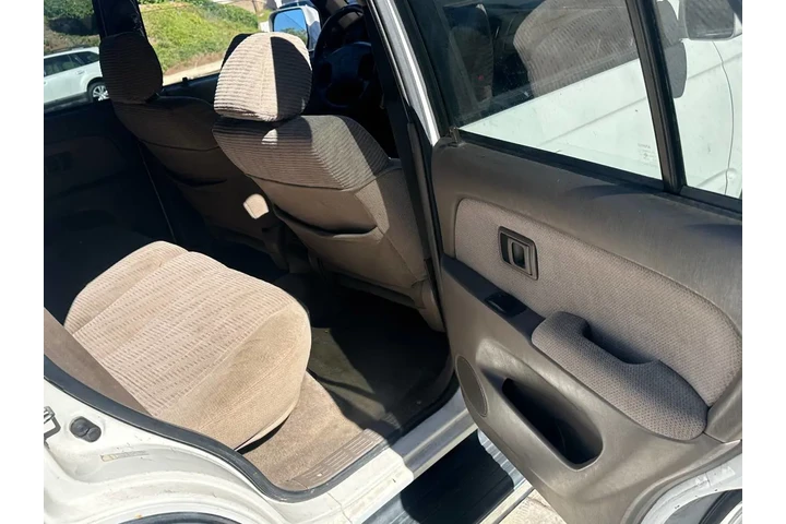 $2700 : 4 runner image 9