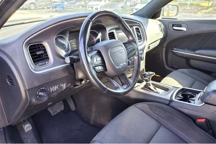 $23581 : Dodge Charger 2022 SXT 4dr S image 9
