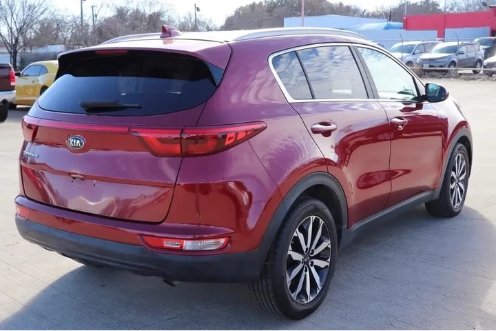 2017 Sportage image 4