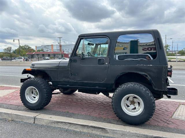 $3995 : 1991 Wrangler Islander image 7