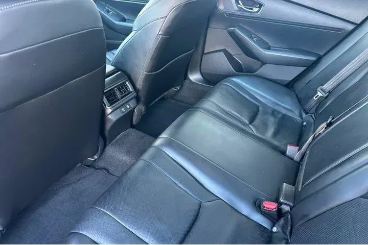 $25000 : Honda Accord Hybrid 2023 EX- image 7