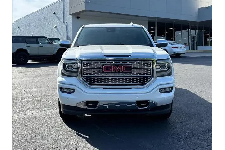 $34630 : GMC Sierra 1500 2018 4x4 Den image 8