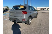 $11415 : Hyundai VENUE 2022 SE 4dr Cr thumbnail