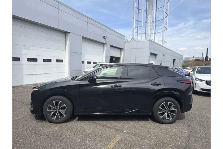 $30943 : Lexus RZ 450e 2023 AWD Premi image 7