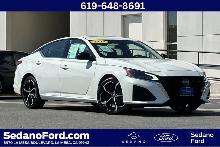 $24900 : Nissan Altima 2023 2.5 SR 4d image 1