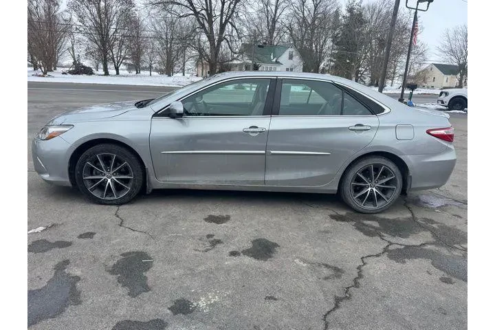 $20474 : Toyota Camry 2016 LE 4dr Sed image 2