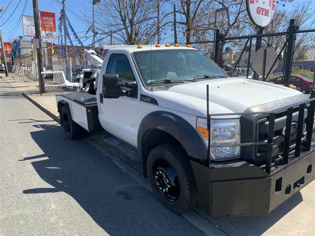$52999 : Used 2014 Super Duty F-550 DR image 2