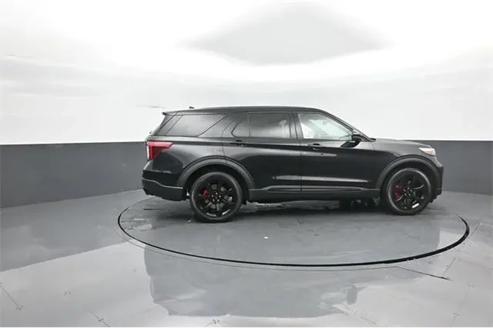 $38212 : Ford Explorer 2022 AWD ST 4d image 8