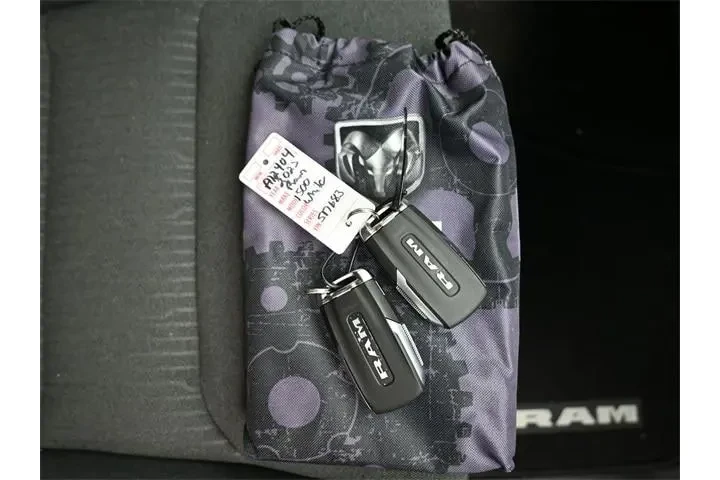 $37988 : Ram 1500 2023 4x4 Big Horn 4 image 9