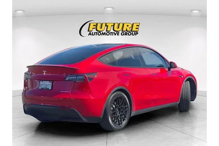 $25988 : Tesla Model Y 2021 AWD Long image 7