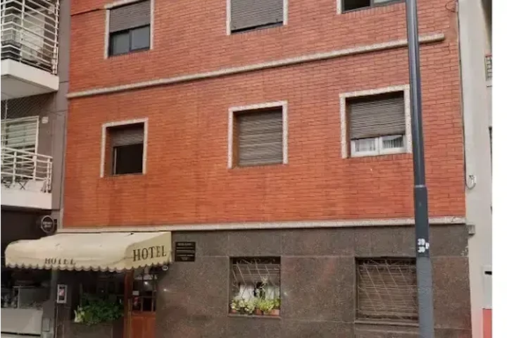$580000 : TENEMOS HABITACIONES MENSUALES image 1
