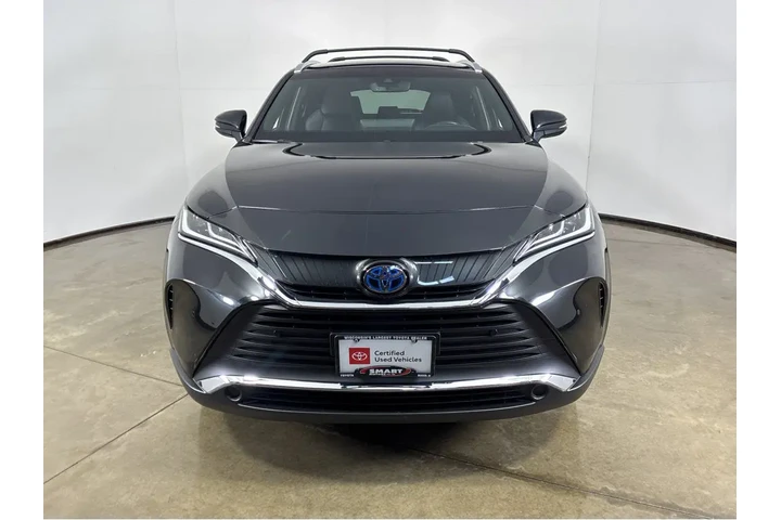 $30979 : Gold Certified2022 Venza XLE image 9