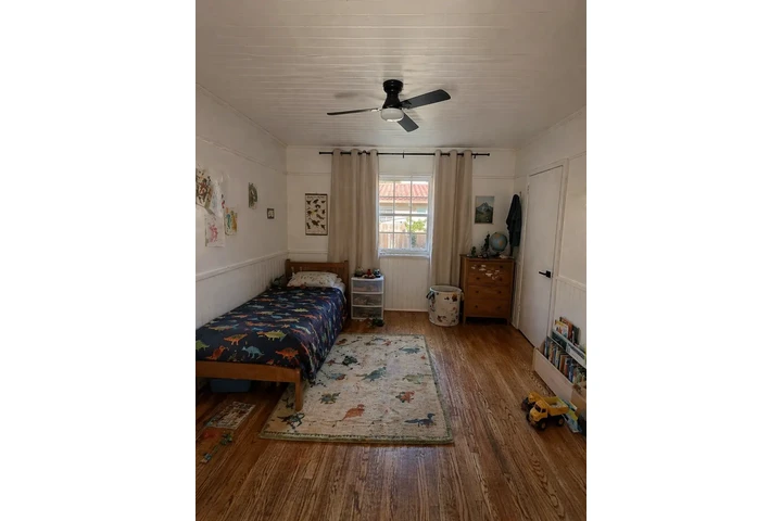 $2650 : TODO INCLUIDO! Casa 3cuarto 1b image 4