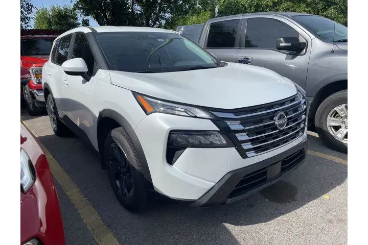 $27995 : Nissan Rogue 2026 SV 4dr Cro image 7
