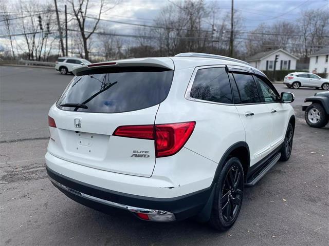 $22900 : 2017 HONDA PILOT2017 HONDA PI image 5