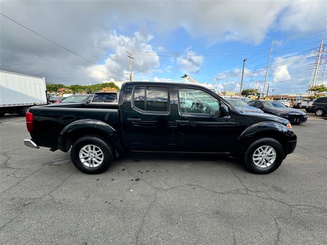 $22995 : 2019 Frontier Crew Cab 4x2 SV image 7