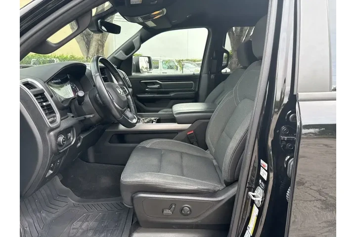 $36996 : Ram 1500 2022 4x4 Big Horn 4 image 8