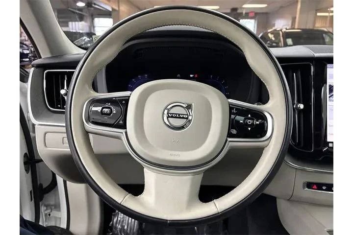 $26999 : Volvo XC60 2024 AWD B5 Plus image 6