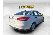 $9988 : Ford Focus 2017 S 4dr Sedan thumbnail
