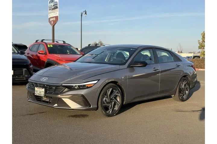 $23222 : Hyundai ELANTRA Hybrid 2025 image 4