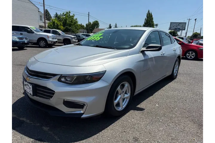 $10995 : 2017 Malibu LS image 5