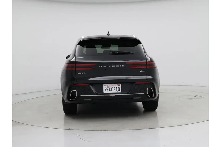 $37998 : Genesis GV70 2023 AWD 2.5T S image 6