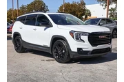 $20390 : GMC Terrain 2022 SLT 4dr SUV thumbnail