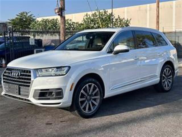 $19990 : 2017 AUDI Q72017 AUDI Q7 image 9