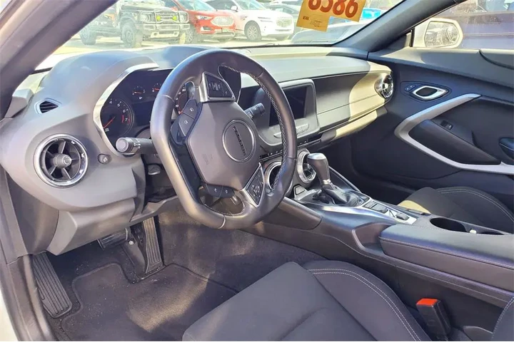 $36149 : Chevrolet Camaro 2022 LT1 2d image 10