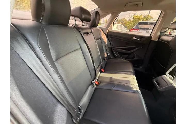 $10995 : 2019 Jetta SE image 8