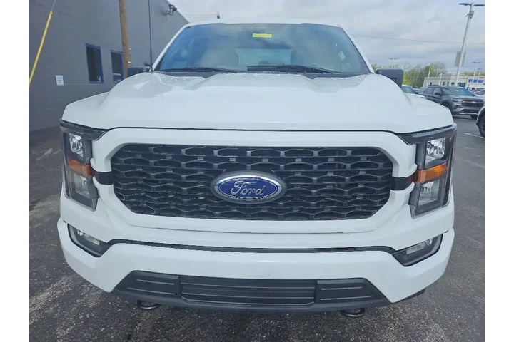 $38298 : Ford F-150 2023 4x4 XL 4dr S image 3
