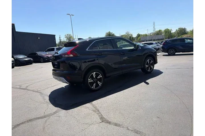 $26980 : Mitsubishi Eclipse Cross 202 image 8