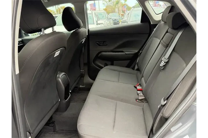 $19985 : Hyundai KONA 2024 SE 4dr Cro image 8