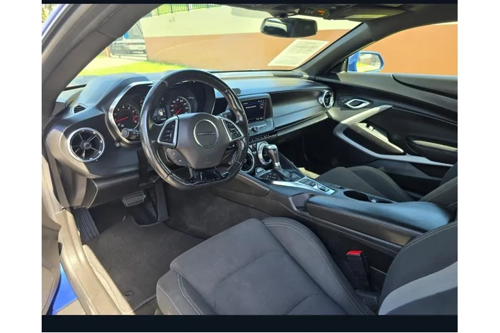 Chevrolet Camaro 2021 image 3