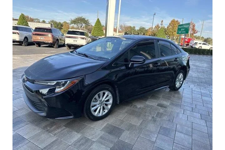 $20995 : Toyota Corolla 2023 LE 4dr S image 6
